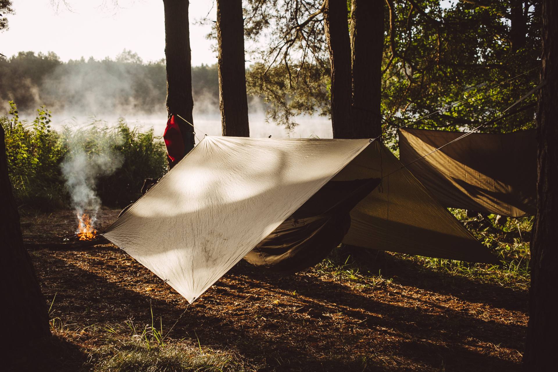 Lesovik Groza Tarp – Ultraleichte Regenschutz-Plane für Outdoor – Draussen Erleben